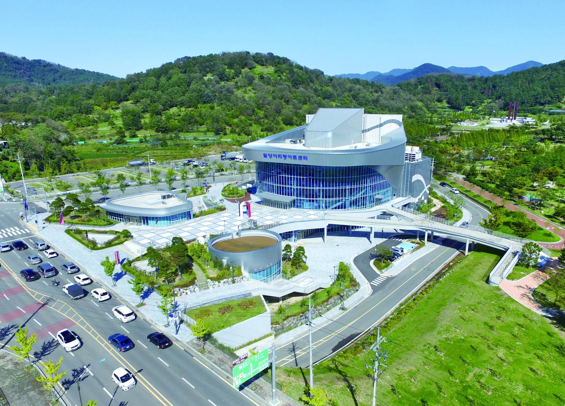 아리랑아트센터_(1).JPG